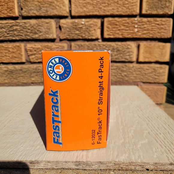 New Lionel Grey FastTrack 10” Straight Pack Of 4 O Gauge Scale 6-12032 - Picture 3 of 4